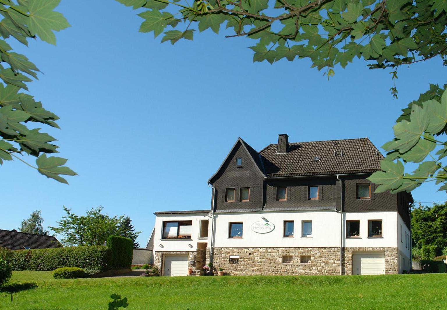 Haus Hesseberg 호텔 메데바흐 외부 사진